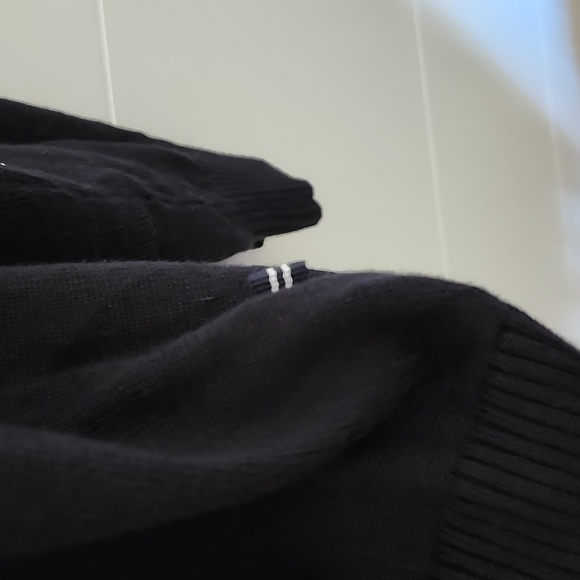Nautica Size M Black V Neck Sweater - Picture 4 of 6